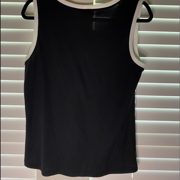 y2k black tank with white trim - Picture 3 of 3